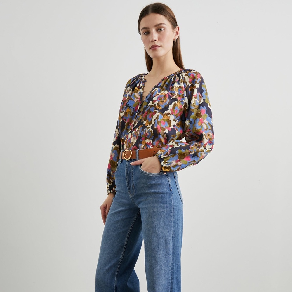 Rails Indi Top Navy Wildflower Size XS - Picture 2 of 11
